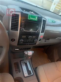 نيسان فرونتر